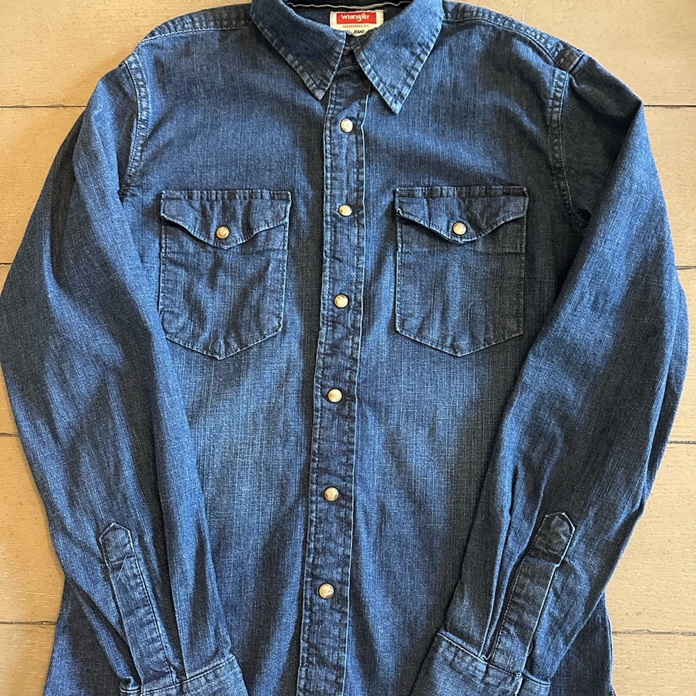 Wrangler Women’s Blue Denim Shirt